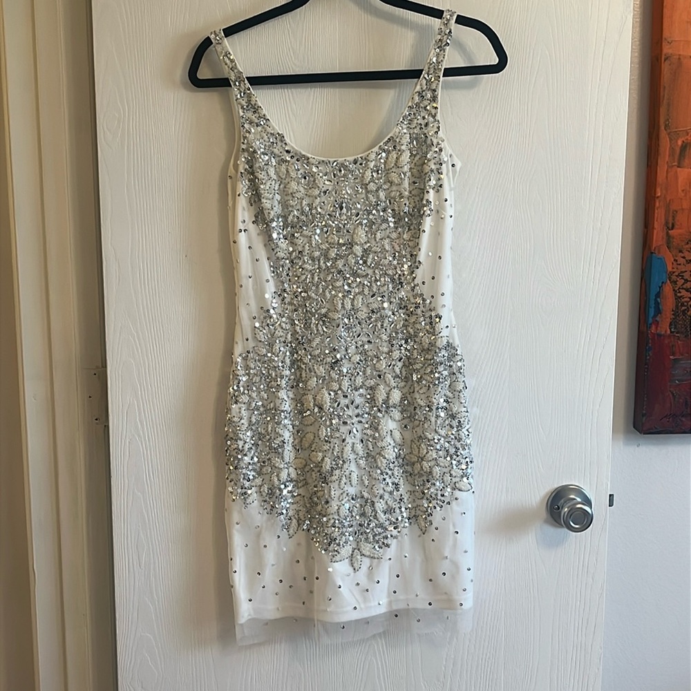 Adrianna Papell white sequined engagement/ bridal shower/ honeymoon dress size 4